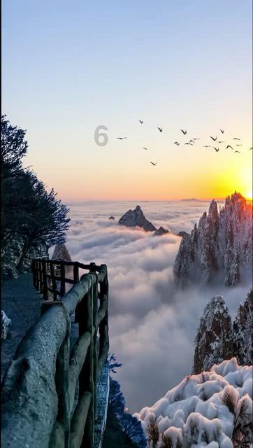 提升门中为什么要划出一扇小门?